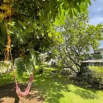 Lapu-Lapu Cottages & Restaurant