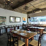 The Henry Hotel Cebu - Multi-Use Hotel