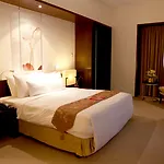 Waterfront Cebu City Hotel & Casino