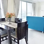 Alicia Apartelle