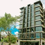 Mabolo Royal Hotel