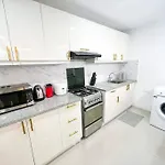 Townhouse With Game Area And Access To Swimming Pool
