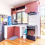 2 Bedroom Apartment ~ 5 Minutes To Grand Mall