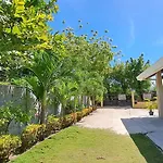 Mirka\'S Guest House
