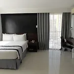 Cityscape Hotel