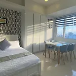 Calyx Residences 18I
