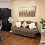 Appleone Ayala Condo With Balcony