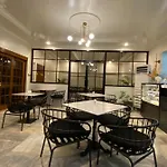 Honey Suite Room At Bee Cafe Cebu