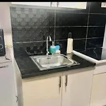 Glojam Residences