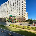 Cozy Pool And Seaview Condo In Cebu With Balcony Near Mactan Airport