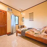 Krismark Dive Lodge