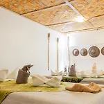 Public House Hostel