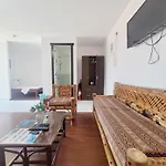 Gaja Go Dive & Inn