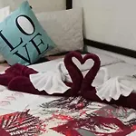 Homey Inn-Olango Island Staycation ,Block 1 Lot 15