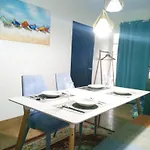Homey 2 Bedrooms Near Airport