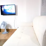 Homey 2 Bedrooms Near Airport