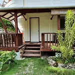 Threshershack Inn