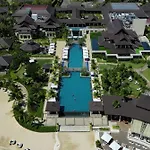 Crimson Resort And Spa - Mactan Island, Cebu