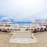 1Br Condo In Mactan Newtown Pool And Beach!