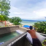 The Verge Cebu Beachfront Exclusive King Bed Pool Villa - 12 Minutes To Kawasan Falls Canyoneering