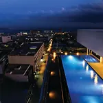 One Central Hotel & Suites