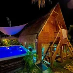 Gaia Cabinhouse
