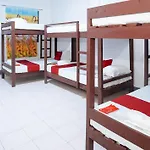 Reddoorz At St Anthony Beach Resort