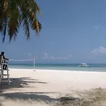 Mayet Beach Resort