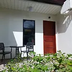 Kaimito House - Guest House Near Mactan-Cebu Airport
