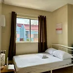 Abode86 Transient House - Pacific Grand Townhomes, Mactan Lapu-Lapu City, Cebu