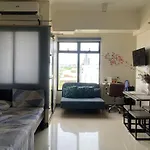 Cozy Studio, Super Fast Internet, Workspace And Washer