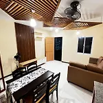 Fully-Furnished Compostela House With Carpark, Wifi, Netflix