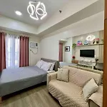 Cozy Couple\'S Getaway - The Median