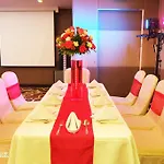 Castle Peak Hotel
