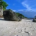 Ravenala Resort