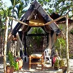 Ravenala Resort