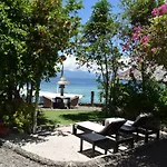 Dolphin House Resort Moalboal
