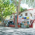 Reddoorz Near Oslob Whale Shark Watching Area