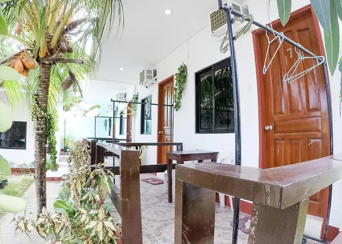 Krismark Dive Lodge