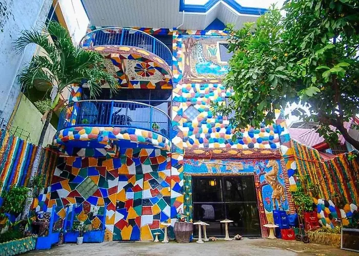 Reddoorz At Seacoast Lapu Lapu Property