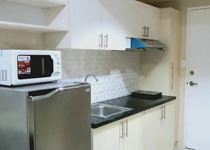Studio U Across Sm Cebu With Kitchen! Sunvida 2407