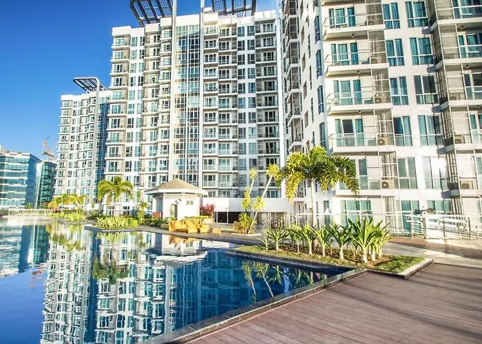 Mactan Newtown Boulevard By Fjcivo
