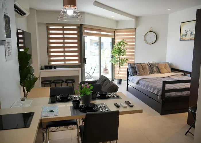 Dominiks Quite And Elegant Studio Ocean View Pool At Tambuli Resort High Floor
