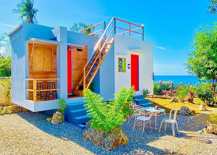 Tiny House\'S Seafront Room In Camotes Island
