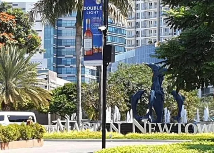 Mactan Newtown With Sea And Mountain View