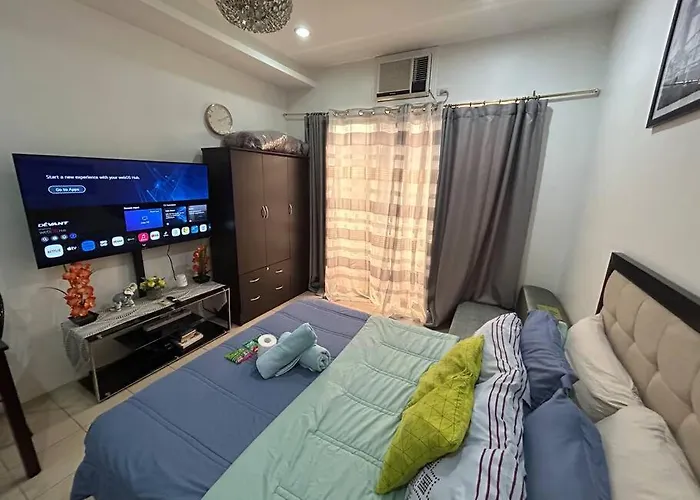 Trillium Studio Condo 8F Pet Friendly With 1Bed Plus 2Sofabeds And Balcony Near Ayala Center Cebu Mall