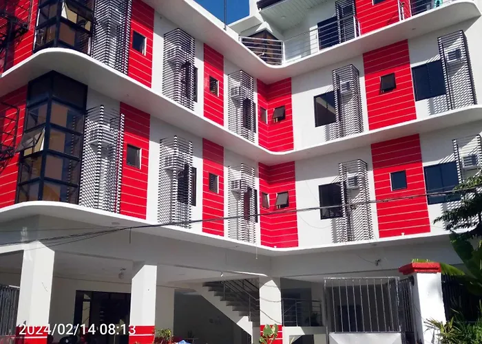 Yumsky Pension House And Beach Resort