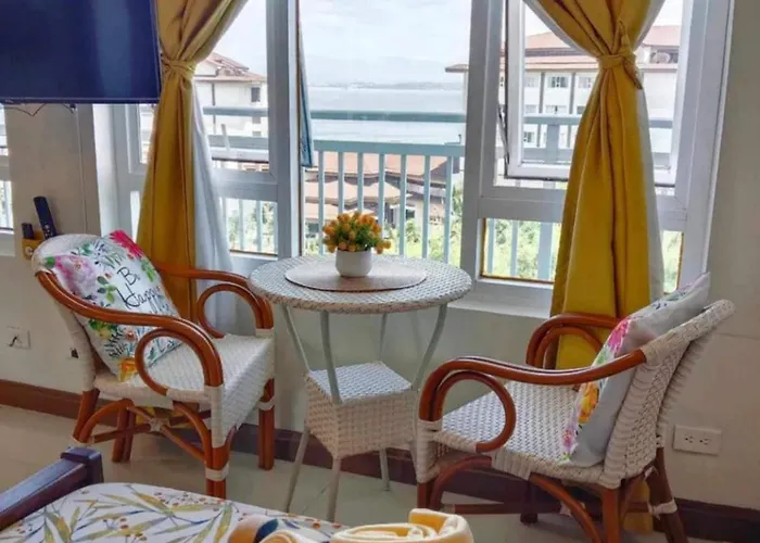 Spacious Studio Unit With Balcony And Seaview