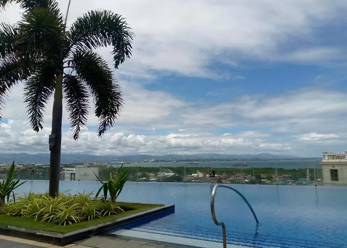 Mactan Newtown 8 Boulevard Deluxe Ocean View
