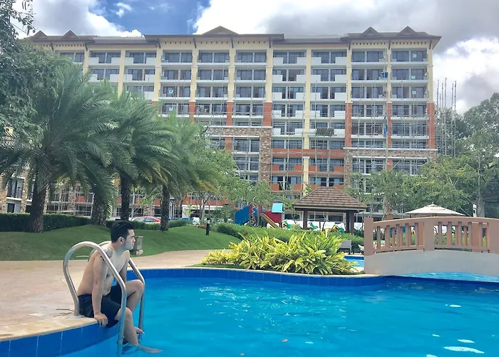 Bea\'S Space At One Oasis Condominium